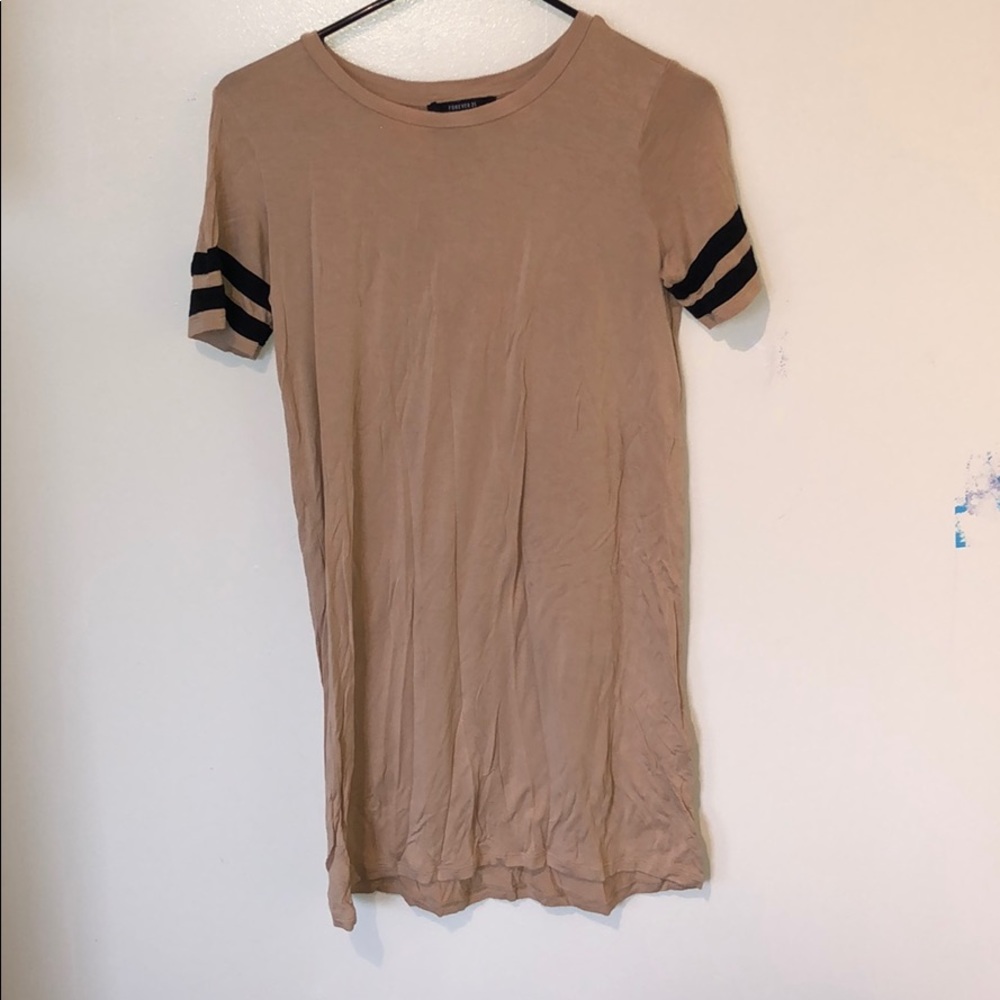Tan & black tee shirt dress